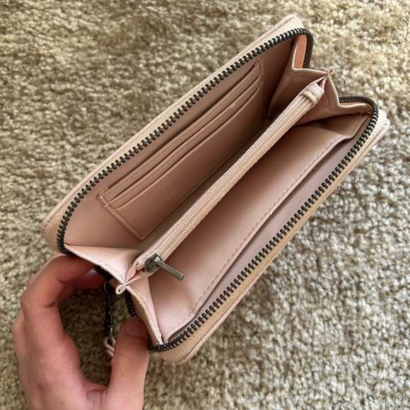 CLUTCH WALLET - Picture 2 of 2